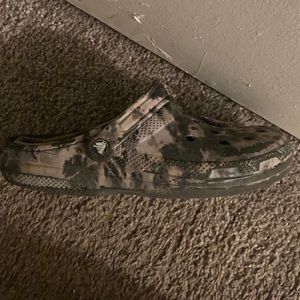 I’m selling my old crocs for a little money